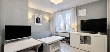 Wysoki standard  (20m2) - umeblowane i wyposażone