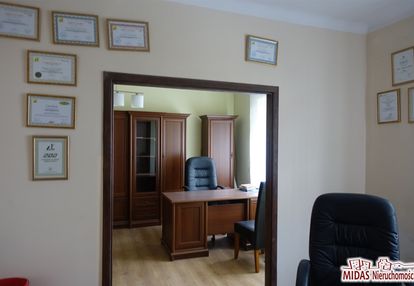 Centrum/ mieszkanie lub biuro/dobra lokalizacja.