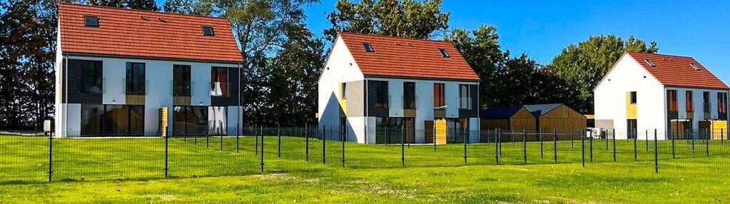 Dom w standardzie deweloperskim z garażem podwójny