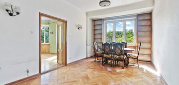 Kamienica 1936-2 balkony-wysokość 3m-rozbrat 20