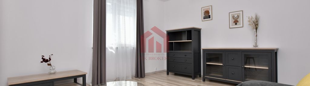 2 pokoje, oddzielna kuchnia miejsce w garażu