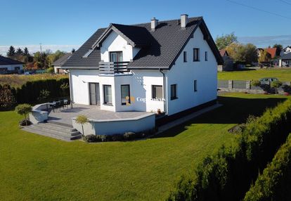 Komfortowy dom 148m2 z garażem i zadbaną działką