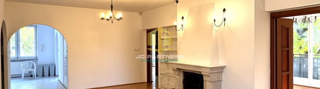 Apartament z garażem na saskiej kępie