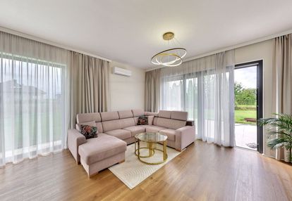 Wykończona parterówka z klimą- 3 min od portu