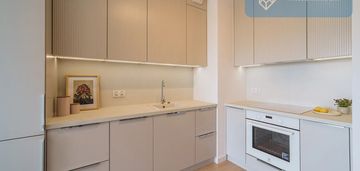 90m2, 4 pokoje, garderoba – przestrzeń z widokiem!