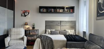 Kamienica przy uw | winda | parking