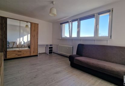 Na sprzedaż wyposażona kawalerka