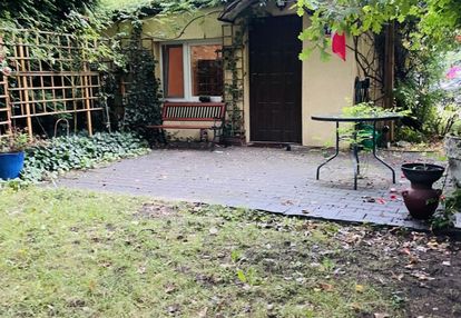 | żoliborz | kawalerka | ogród |