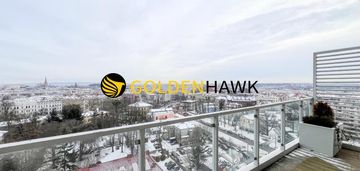 Apartament z widokiem na szczecin, dużym tarasem oraz parkingiem