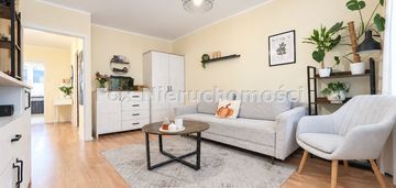 Ładne i zadbane 2 pokoje z balkonem na 1 piętrze