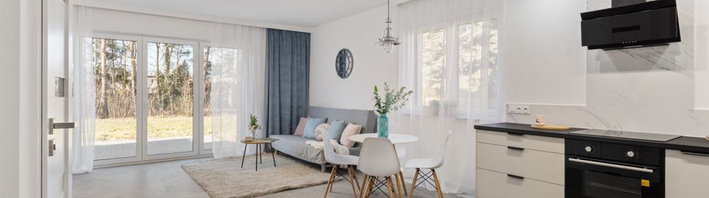 4 sypialnie , przestronny salon , 800 m do szkoły