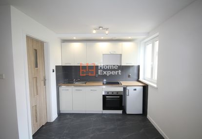 Oporów - kawalerka po remoncie