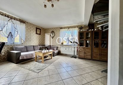 Siedlisko z prywatnym stawem i czarna dąbrówka