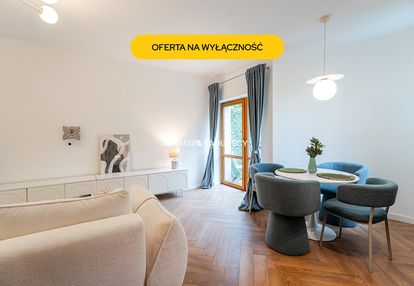 Eleganckie 2-poziomowe na woli justowskiej, garaż