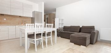 Mieszkanie 2 pokojowe gen.maczka , balkon,winda