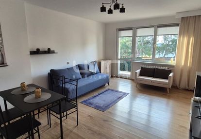 49 m2 / 2  pokoje / i piętro czechowice-dz