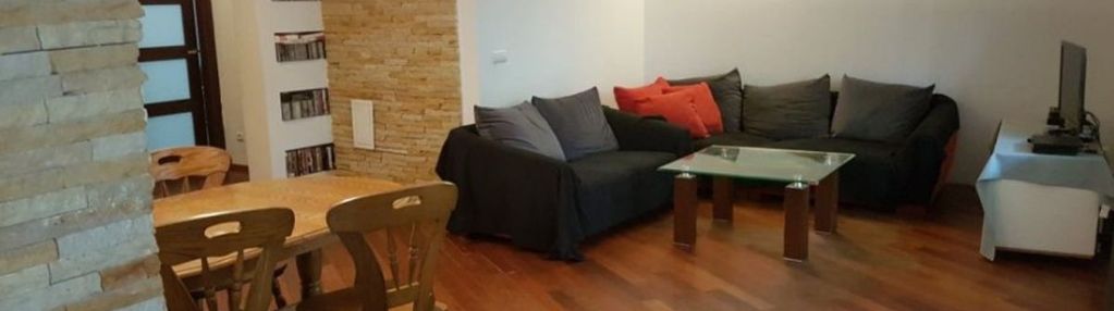 | 4 pokoje | loggia | ogródek | piwnica |