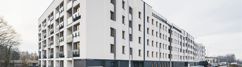 3 pokojowe z 2 balkonami i miejscem postojowym