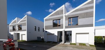 Dom w inwestycji: Modern House