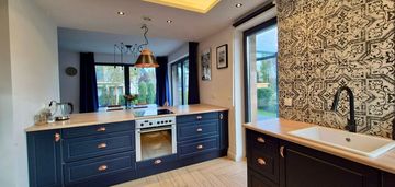 Piękny dom wolnostojący - duża działka