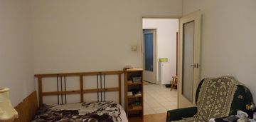 51m2, 2 pokoje,loggia,1 piętro,parking jednostka e