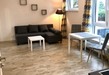 Cicha nowa kawalerka w kamienicy ul. batorego