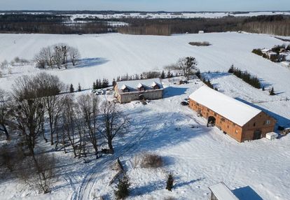 Siedlisko 1,17 ha, duża stodoła 442 m², skolity