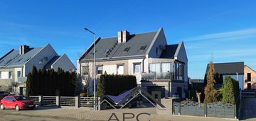 Wyjątkowe mieszkanie dwupoziomowe z ogrodem zimowy