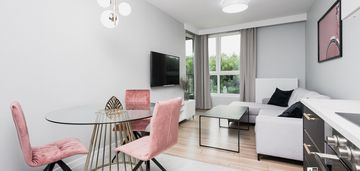 Designerskie 2pok 45m2 mogilska tower łaszkiewicza