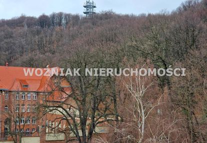 Klimatyczne 3 p. mieszkanie z balkonem w centrum