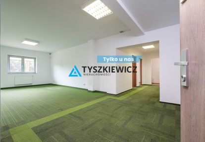Osowa - duży lokal z garażem i ogrodem, parking