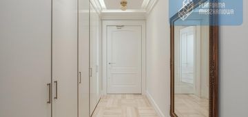 Dwustronne! komfort! 2 łazienki! duże szafy!