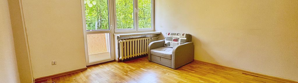 Kawalerka, dobry stan, i piętro, balkon