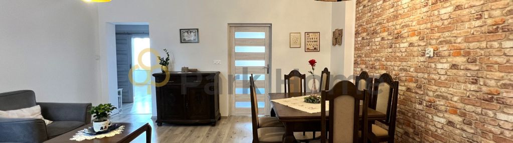 Duże, przestronne mieszkanie w centrum leszna.