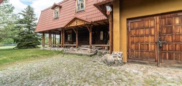 Drewniany dom rustykalny z pracownią na 2,31 ha