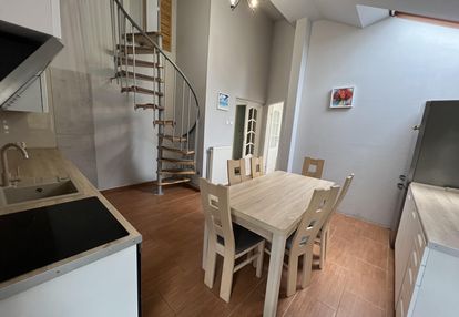 Duże, 2 piętrowe mieszkanie w urusie 107m, ogródek