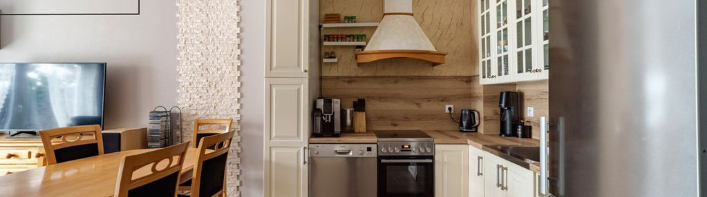 Dwustronne mieszkanie z dwoma ogródkami