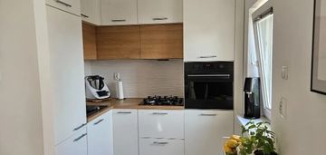 3-pokojowe mieszkanie na wawrze