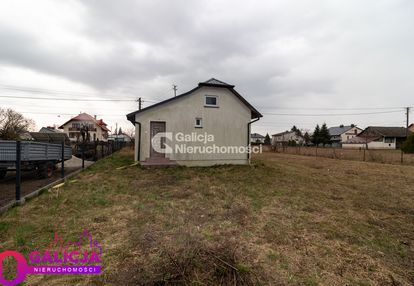 Mały dom na działce 8 ar. wólka podleśna