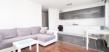 Kawalerka|balkon|winda|ruczaj|odświeżone