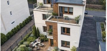 Duży dom - 3 lokale ,2 działki ,gdynia mały kack