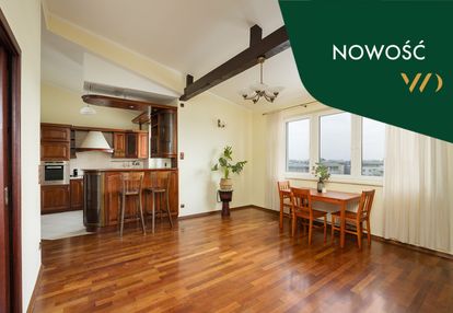 Piekny widok na centrum, duża antresola