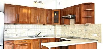 Dwa pokoje, balkon, garaż słoneczne