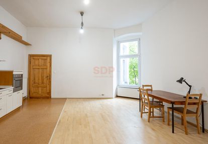 |nowa cena | przestronne mieszkanie w kamienicy| wysokie sufity|