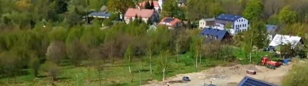 Dom z potencjałem przy nowym miejskim basenie