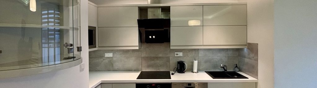 Mieszkanie z dużym tarasem przy metrze