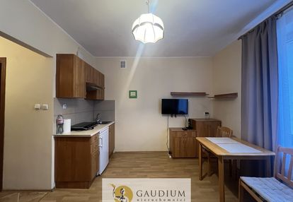 Przytulna kawalerka z parkingiem - przymorze małe