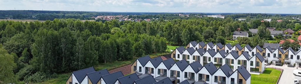 Dom w standardzie dewelop. (parter+piętro) ogródek