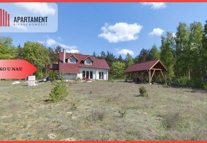 Dom z przepięknym widokiem na polanę w lesie