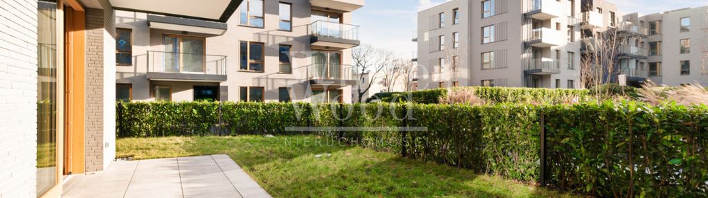 Przestronny, 4-pokojowy apartament z ogródkiem